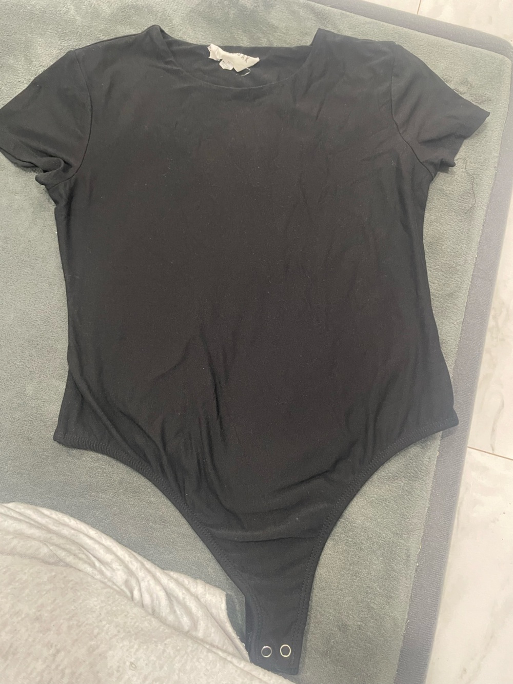 Olive & Oak Black Short-Sleeve Bodysuit